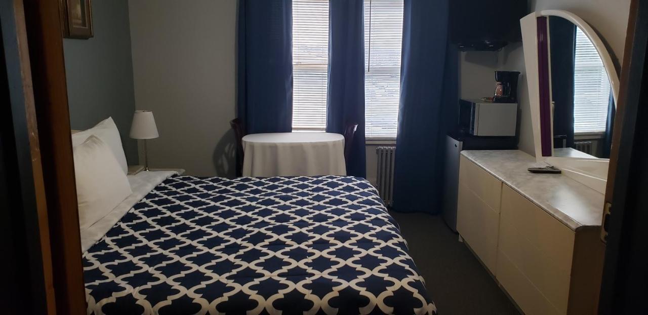 Jones Beach Hotel Wantagh ภายนอก รูปภาพ